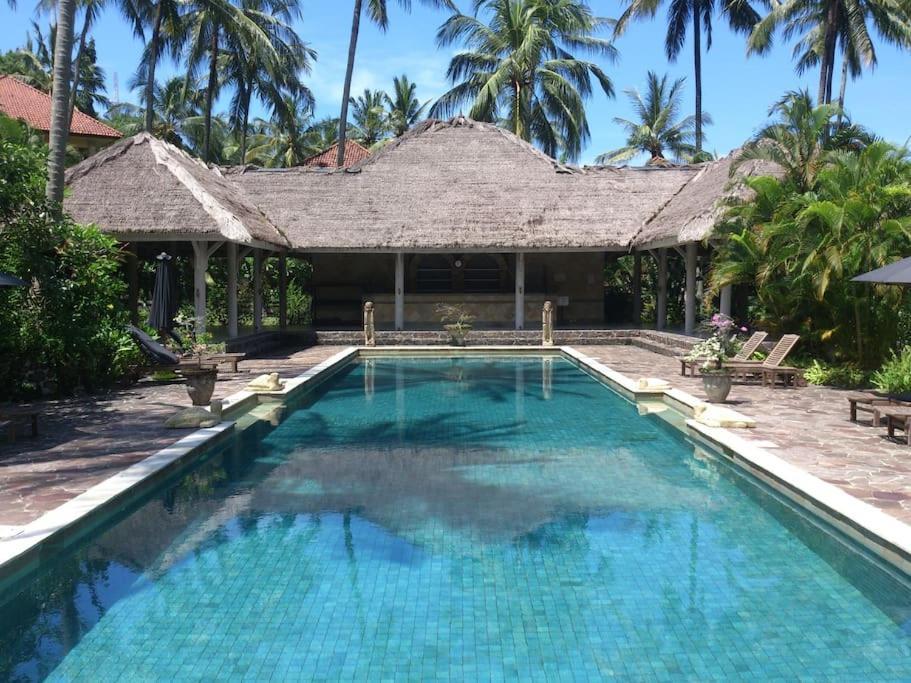 Villa 7, Secret Garden, Kerandangan, Near Senggigi Mataram Extérieur photo